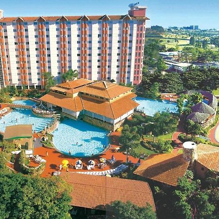 Apartamento Luxo Hot Springs Caldas Novas Tayアパートメント エクステリア 写真